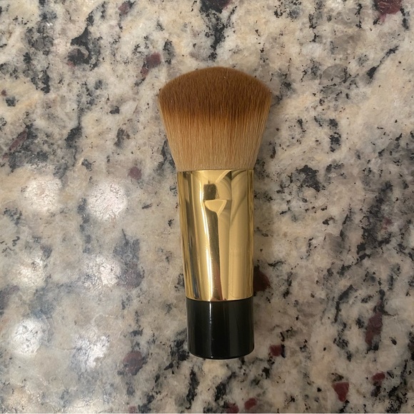 ✨SOLD✨ New Authentic Chanel Makeup Angle Brush for Sublimage Le Teint - Picture 4 of 6